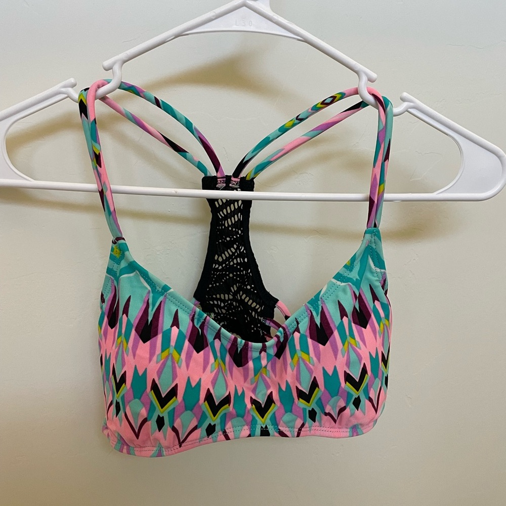 Like new bikini top size small